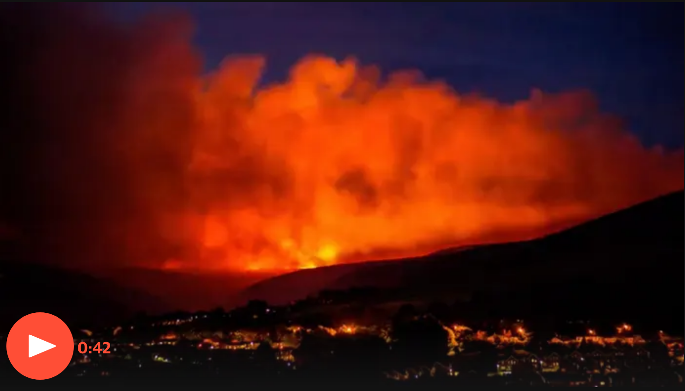 The Guardian - Fire at Saddleworth Moor